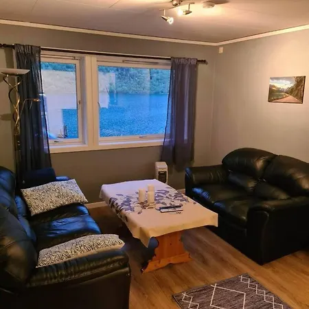 Lake View Apartment, Oldedalen Stryn